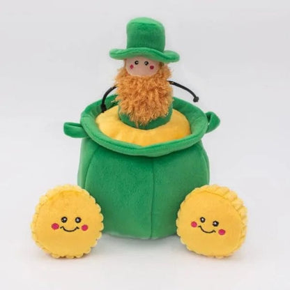 Zippy Paws Animals & Pet Supplies St. Patrick's Burrow™ - Pot of Gold